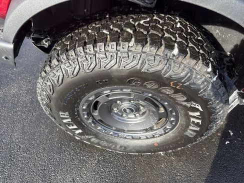 New 2025 Ford Bronco Badlands AWD/4WD image 15