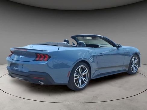 Used 2025 Ford Mustang Premium w/ Wheel & Stripe Package RWD image 9