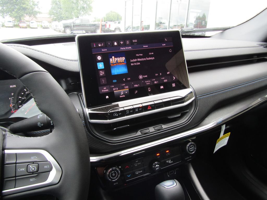 New 2026 Jeep Compass Latitude AWD/4WD image 25
