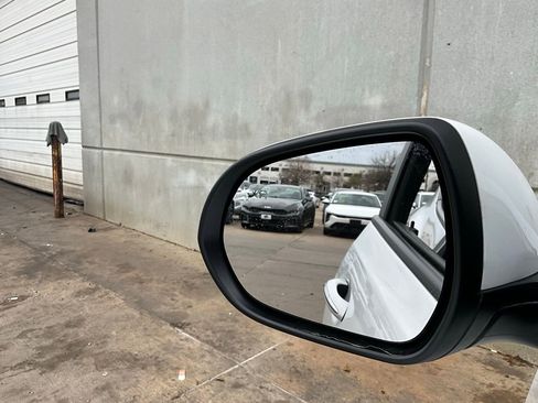 Used 2025 Buick Encore GX Preferred image 17