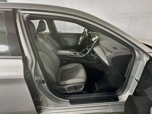 Used 2020 Toyota Avalon XLE FWD image 29