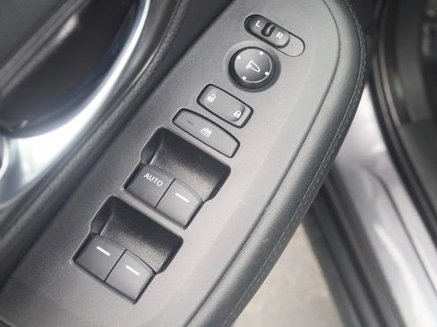 Used 2024 Honda HR-V LX image 30