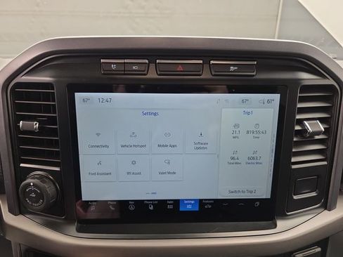 Used 2024 Ford F150 XLT w/ Mobile Office Package image 35