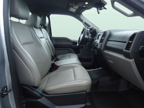 Used 2020 Ford F250 XL w/ Power Equipment Group image 26