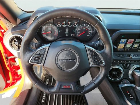 Used 2016 Chevrolet Camaro SS image 21
