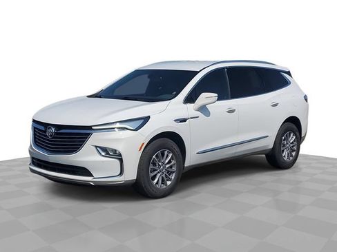 Certified 2024 Buick Enclave Essence AWD/4WD image 1