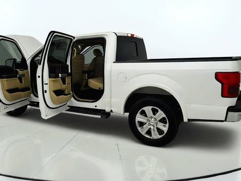 Used 2019 Ford F150 Lariat RWD image 12