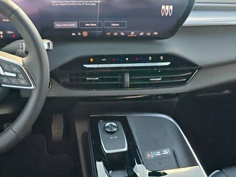 New 2026 Buick Enclave Sport Touring w/ Power Package image 15