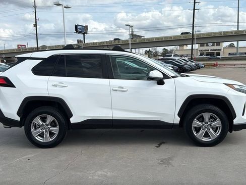 Used 2023 Toyota RAV4 XLE image 6