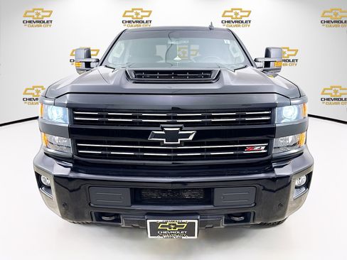 Used 2018 Chevrolet Silverado 2500 LTZ w/ Duramax Plus Package image 2