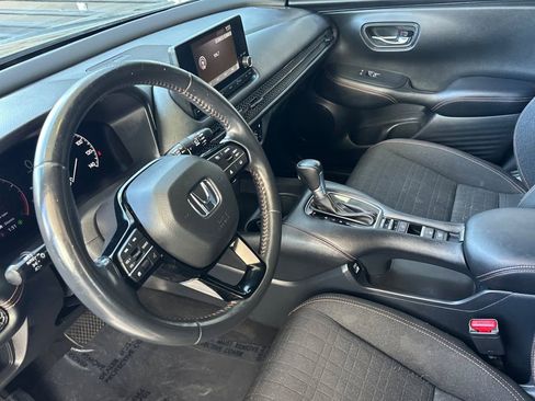 Certified 2023 Honda HR-V Sport image 4