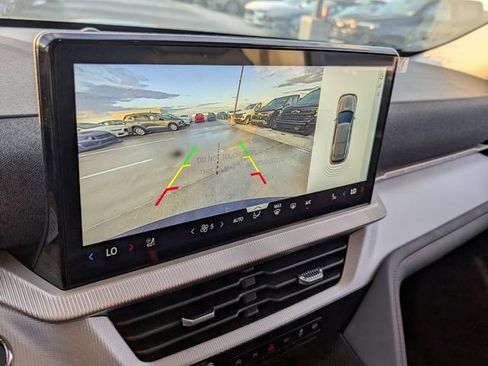 New 2026 Ford Explorer Active w/ Active Comfort Package image 11