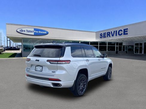 Used 2023 Jeep Grand Cherokee L Summit AWD/4WD image 8