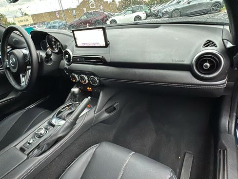 Certified 2025 MAZDA MX-5 Miata RF Grand Touring RWD image 19