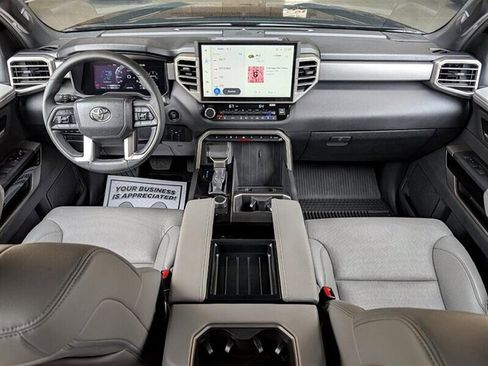 Used 2025 Toyota Tundra Limited image 4