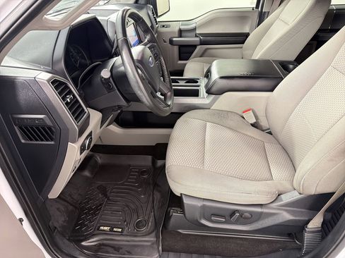 Used 2019 Ford F150 XLT w/ Equipment Group 302A Luxury image 5