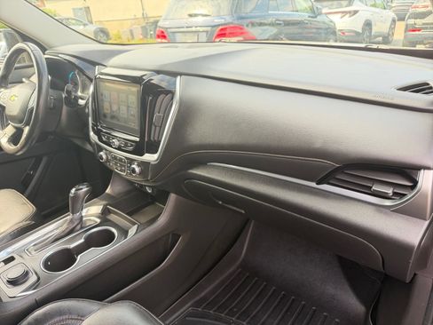 Used 2019 Chevrolet Traverse LT AWD/4WD image 10
