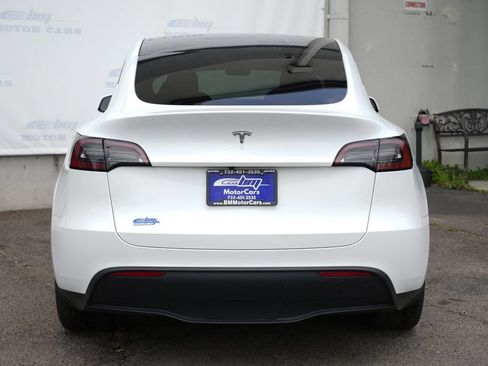 Used 2023 Tesla Model Y AWD image 6