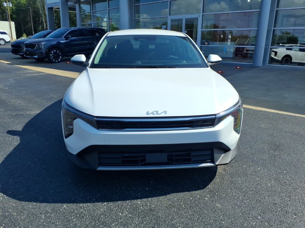 New 2026 Kia K4 GT-Line Turbo FWD image 2