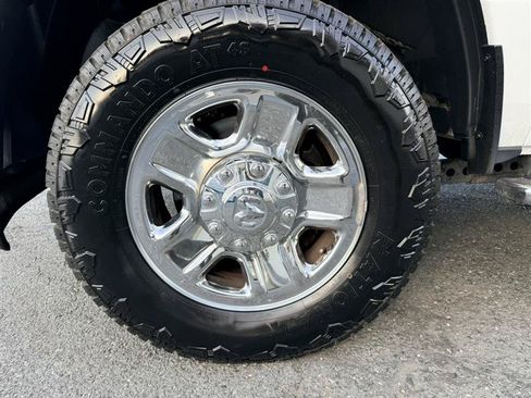 Used 2022 RAM 2500 Tradesman AWD/4WD image 9