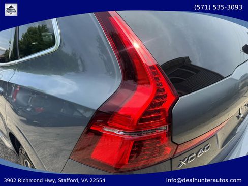 Used 2023 Volvo XC60 B5 Plus FWD image 9