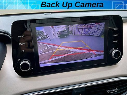Used 2022 Hyundai Santa Fe SE FWD image 14