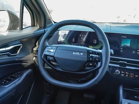 New 2026 Kia Sportage X-Line AWD/4WD image 17