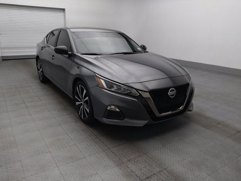 Used 2020 Nissan Altima 2.5 SR FWD image 13