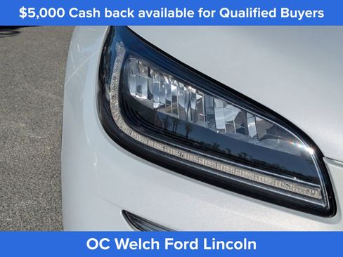 New 2026 Lincoln Corsair Premiere image 12