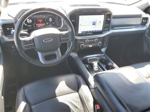 Used 2022 Ford F150 Lariat image 12