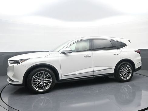 Used 2022 Acura MDX SH-AWD w/ Advance Package image 4