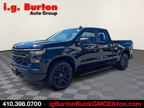 Certified 2024 Chevrolet Silverado 1500 Custom AWD/4WD image 3