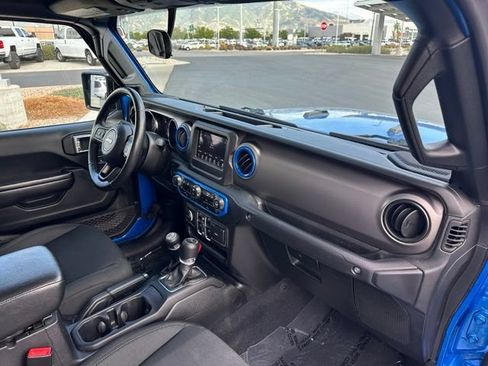 Used 2021 Jeep Gladiator Sport AWD/4WD image 33