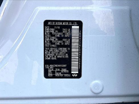 Used 2017 INFINITI QX80 4WD w/ Driver Assistance Package image 35