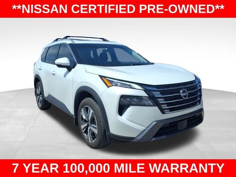 Used 2024 Nissan Rogue SL w/ SL Premium Package AWD/4WD image 2