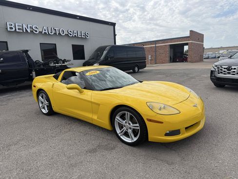 Used 2008 Chevrolet Corvette Coupe RWD image 4