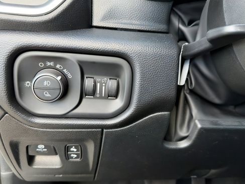 Used 2022 RAM 1500 Laramie w/ Sport Appearance Package image 22