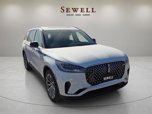 New 2026 Lincoln Aviator Reserve image 6