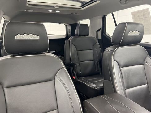 Used 2019 Chevrolet Traverse High Country w/ LPO, Floor Liner Package AWD/4WD image 30