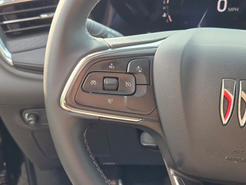 Certified 2025 Buick Encore GX Preferred FWD image 28