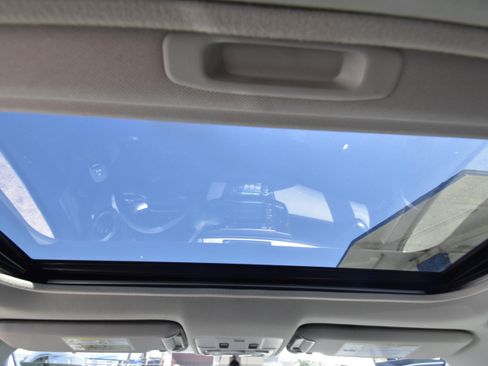 Used 2015 Toyota RAV4 XLE FWD image 14