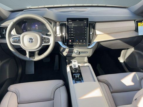 New 2026 Volvo XC90 T8 Ultra w/ Protection Package AWD/4WD image 24