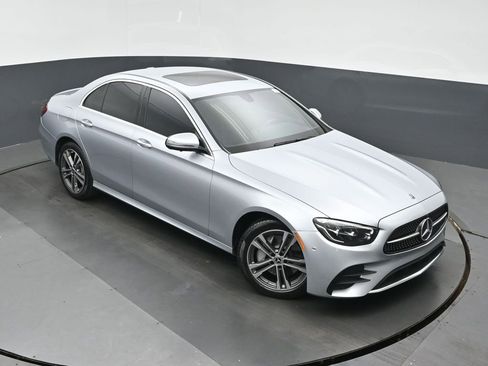 Used 2021 Mercedes-Benz E 350 4MATIC Sedan w/ Premium Package image 31