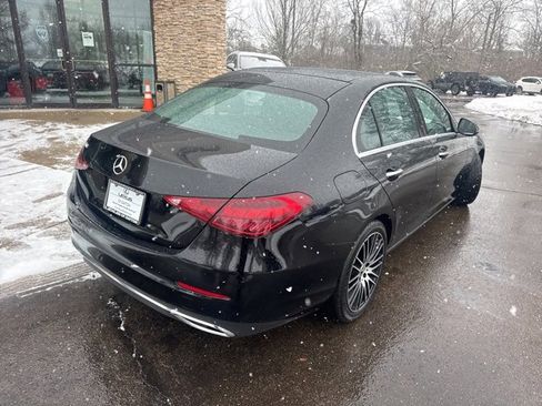Used 2024 Mercedes-Benz C 300 Sedan image 3