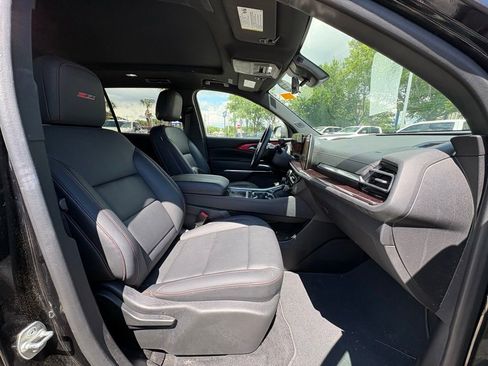 Used 2024 Chevrolet Traverse Z71 w/ Enhanced Driving Package AWD/4WD image 12