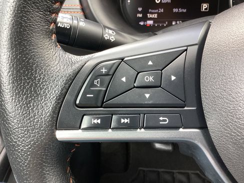 Used 2023 Nissan Kicks SR w/ SR Premium Package image 32