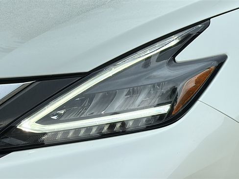 Used 2024 Nissan Murano SV AWD/4WD image 4