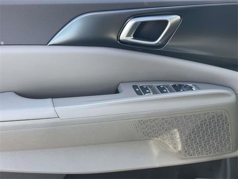 New 2026 Kia Carnival LXS image 27