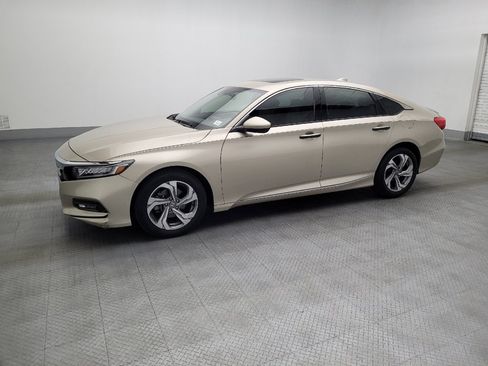 Used 2019 Honda Accord EX image 2