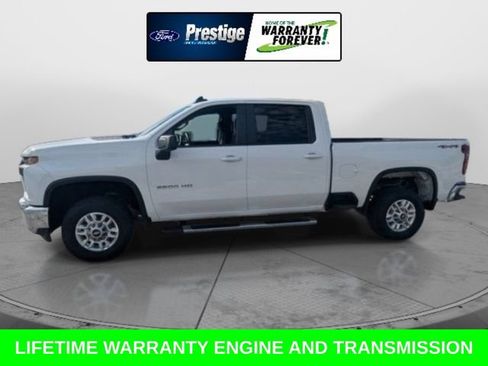 Used 2022 Chevrolet Silverado 2500 LT AWD/4WD image 8